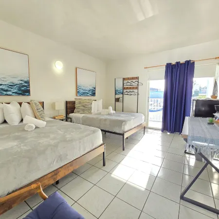 Nautilus by la Jamaca Hotels-Downtown la Parguera