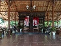 Kangen Oemah Kayoe Hotels in Kuningan Regency