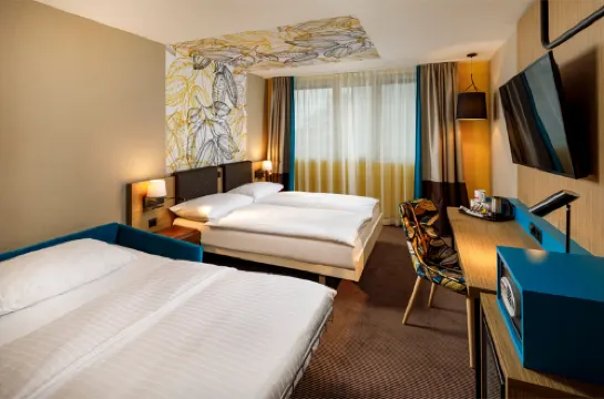 Swiss Chocolate by Fassbind Lausanne Photos