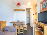 Duplex apartment with balcony Hotels in Risoul