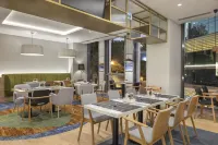Hilton Garden Inn Tbilisi Riverview - Breakfast