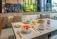 B&B HOTEL Brest Porte de Gouesnou - breakfast