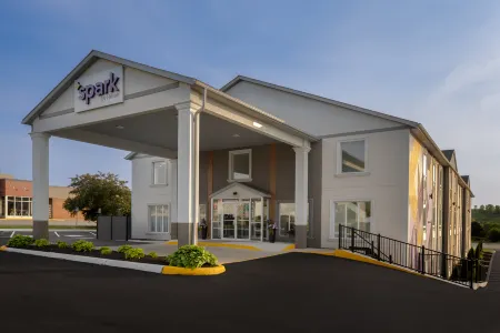 Spark by Hilton Woodstock