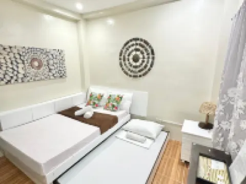 Backdoor Villa Hotéis em Baler