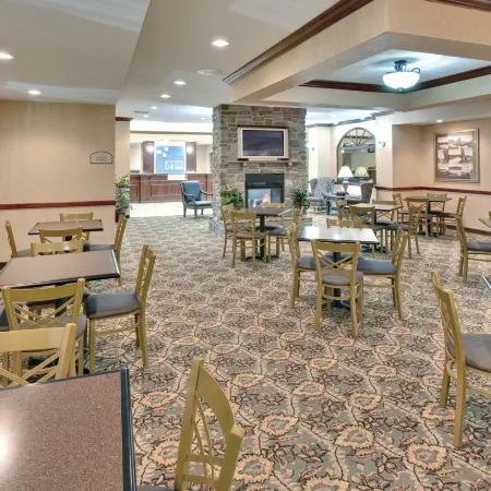 Holiday Inn Express & Suites BISMARCK by IHG