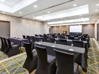 Holiday Inn GRAND RAPIDS DOWNTOWN by IHG Hotels near Devos Hall