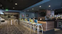 Holiday Inn CLEVELAND-S INDEPENDENCE by IHG - bar