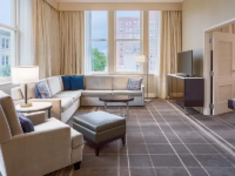 ヒルトン リッチモンド ダウンタウン リッチモンドのホテル