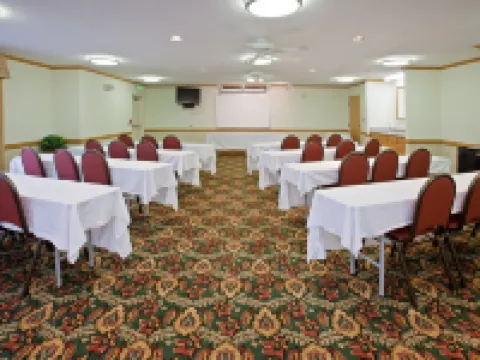 Holiday Inn Express WASHINGTON by IHG Hotels in Daviess County