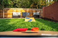 Pixar Paradise! 15 Min to Downtown / Game Room