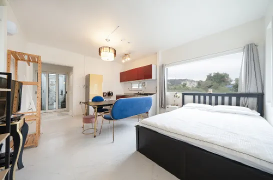 Gapyeong Podobat Dangdangyi Dog Pension