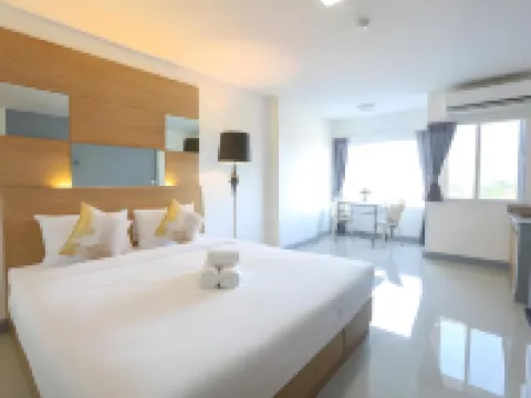 The Greenery Central Suite & Hotel Hotels in San Sai