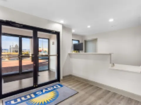 デイズ イン バイ ウィンダム エンタープライズ エンタープライズのホテル