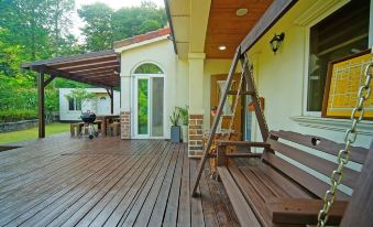 Jeonju Gimmyeongok Kimchi Sukbak Chaehumgwan