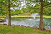 T Time Getaway - Overlooking Golf Views!