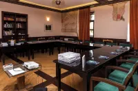 Castle Hotel Daniel Hotels in Miclosoara