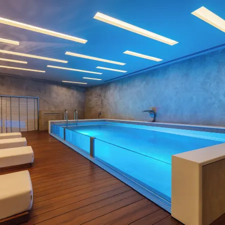 Alexandra Beach Resort & Spa