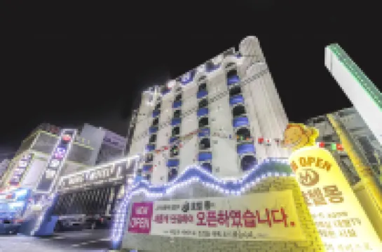 Chuncheon Hotel Mong のホテル