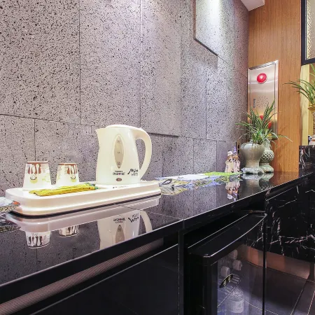 Mito Hotel Отели рядом с достопримечательностью «Торговый центр Garden 5»