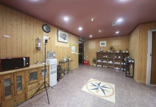 숙소 비교 분석용 이미지