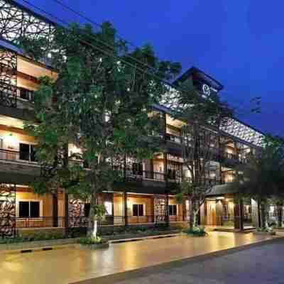 The Vega Resort Hotel Exterior