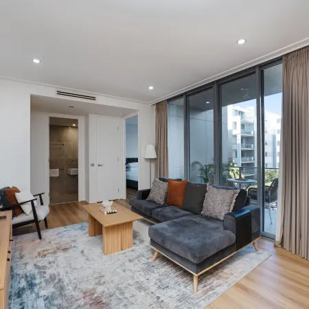 Modern 1-Bed Unit with Pool Views and Balcony