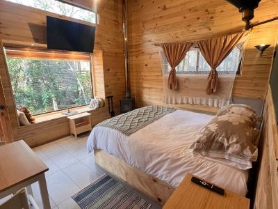 K m 6 River Lodge