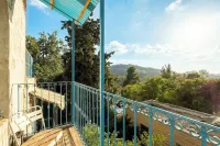 Jacuzzi Terrace Home by Sea N' Rent - Mountain view