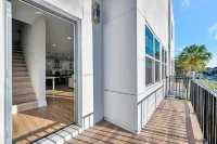四卧三衛現代住宅，可睡 10 人，距離雷蒙德詹姆斯球場 8 分鐘(4br3ba Modern Sleeps 10 8 Minutes to Raymond James)