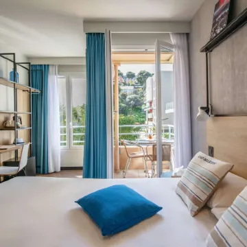 Ibis Roquebrune Cap Martin Menton Hotel berhampiran L'Olivier Millenaire