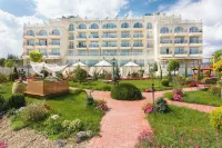 ECO Therma Village - SPA Mineral Pool & All inclusive & Free Parking - 주차장