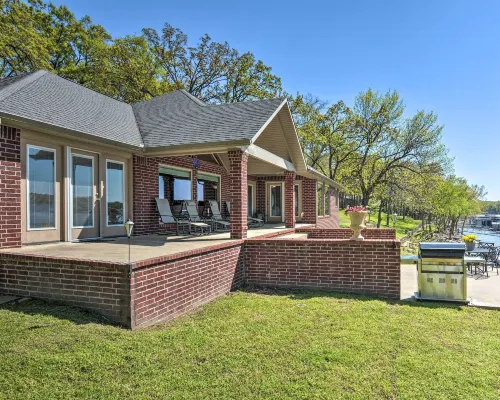 Spectacular Duck Creek Waterfront Retreat w/ Dock! Hotels in Cleora