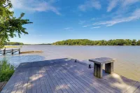 Waterfront Millington Vacation Rental w/ Hot Tub! - Homestays