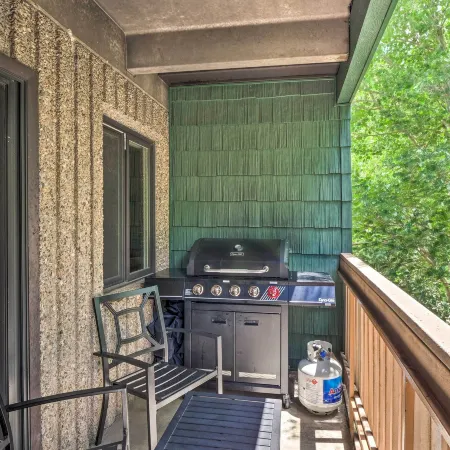 Frisco Condo 2 Blocks to Main St Year-Round Fun!