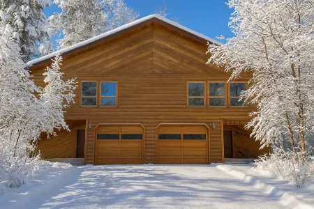 Ski Cabin with Wfmountain Views/ 6 Miles to the Lifts