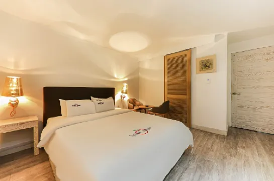 Chungju Apple Hotel