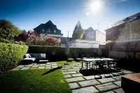 Large Chic Stylish Villa Superb Garden - Villaer
