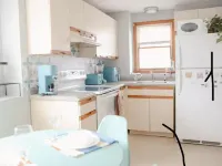 The Retro Apartment in Revere with outdoor area Hotels in Revere