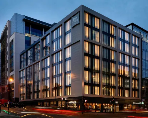Ibis Styles Glasgow Central Hotels near Mitchell Library
