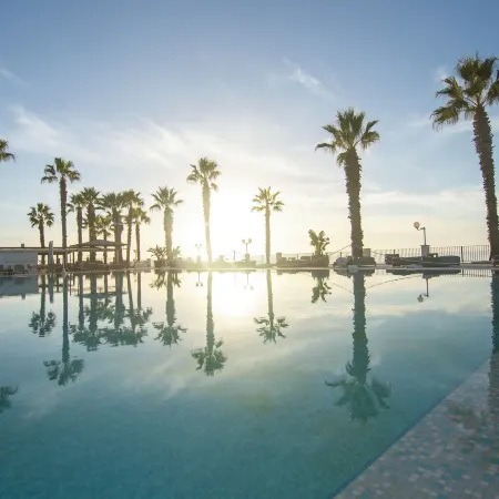 Dioscuri Bay Palace