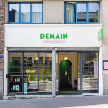 Demain Hôtel & Conciergerie Отели рядом с достопримечательностью «Иль-де-Версаль»