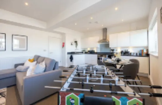 Cosy Apartment in the Heart of Sale Hotels near Sale Water Park