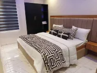 Less2more Luxury Suites - Comfort in Style - 2-Sterne