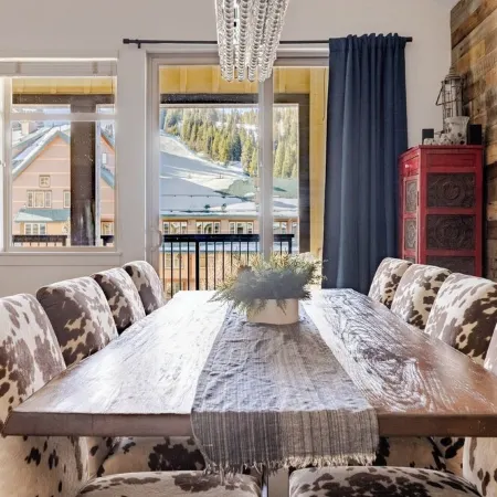 Huge Penthouse at Base of Winter Park-Amazing Location