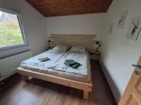 Vacation home for up to 6 people in the beautiful Black Forest 施拉姆貝格住宿飯店