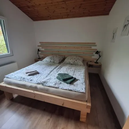 Vacation home for up to 6 people in the beautiful Black Forest Отели в г. Шрамберг