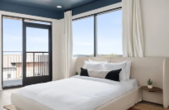 The Eighteen by Kasa