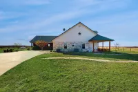 Prime Stargazing! Serene Texas Countryside Retreat - 3-Star