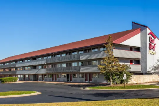 Red Roof PLUS+ Chicago - Hoffman Estates