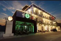 Asian Grand Hotel
